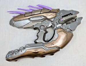 HALO Covenant Needler Blaster Handheld Cosplay Prop / Halloween Costume 2017
